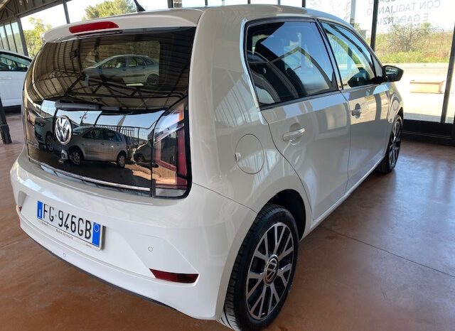 VOLKSWAGEN UP 1.0 METANO DOLCEVITA pieno