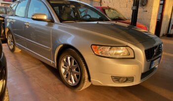 VOLVO V5O 1.6 D KINETIC 110CV pieno