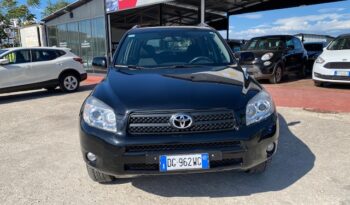 TOYOTA RAV4 2.2 D4D 136CV pieno