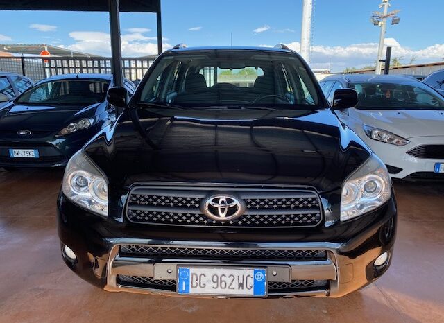 TOYOTA RAV4 2.2 D4D 136CV pieno