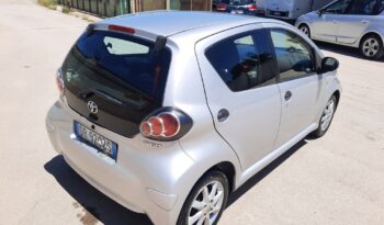 TOYOTA AIGO 1.0 5 PORTE pieno