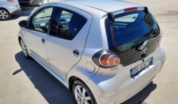 TOYOTA AIGO 1.0 5 PORTE pieno