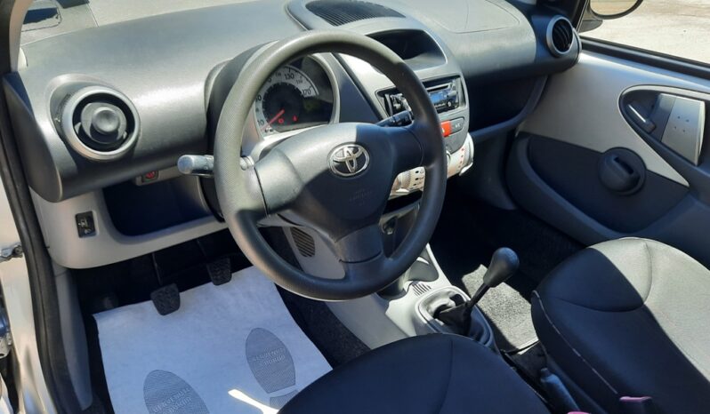 TOYOTA AIGO 1.0 5 PORTE pieno