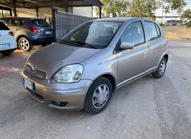 TOYOTA YARIS 1.4 D 5 PORTE OK NEOPATENTATI pieno