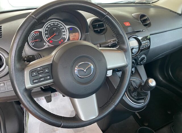 Mazda 2 1.3 BENZ. 5- PORTE  75CV pieno