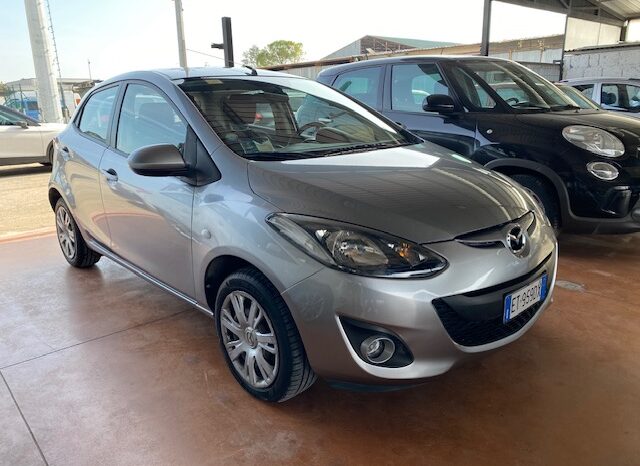 Mazda 2 1.3 BENZ. 5- PORTE  75CV pieno