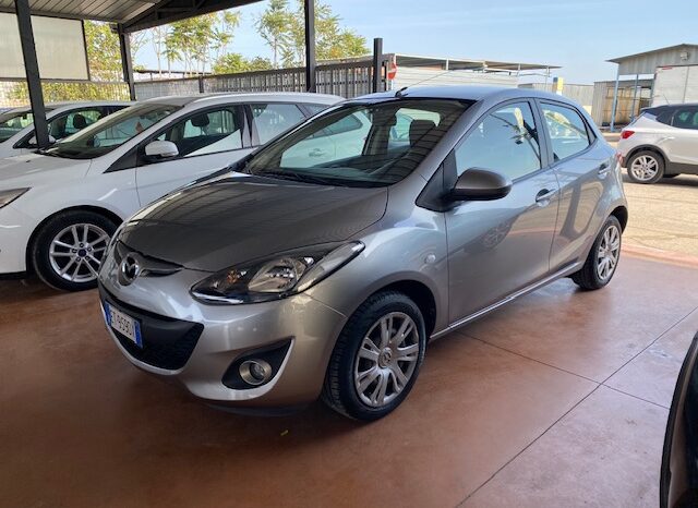 Mazda 2 1.3 BENZ. 5- PORTE  75CV pieno