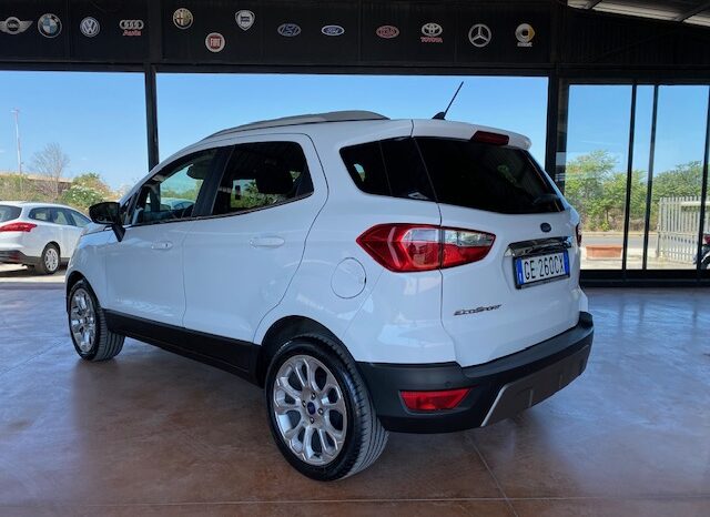 FORD ECOSPORT SUV ECOBLUE 1.5 TDCI 95 S&S TITANIUM pieno