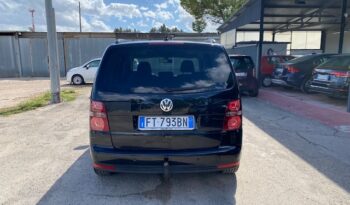 VOLKSWAGEN TOURAN 2.0 TDI DSG 140 CV UNITED pieno