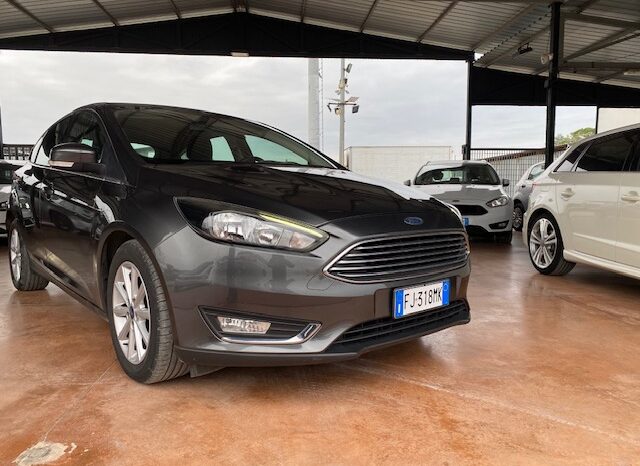 FORD FOCUS 1.5 TDCI 120cv S&s TITANIUM pieno