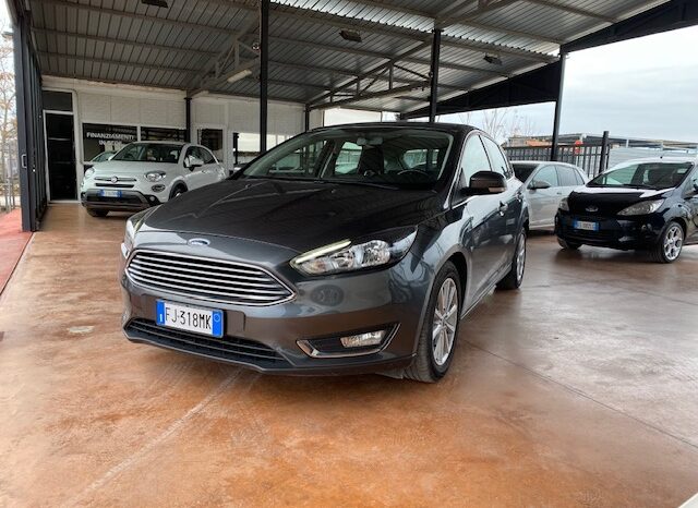 FORD FOCUS 1.5 TDCI 120cv S&s TITANIUM pieno