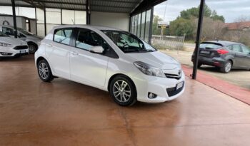 TOYOTA YARIS 1.4 D 5 PORTE pieno